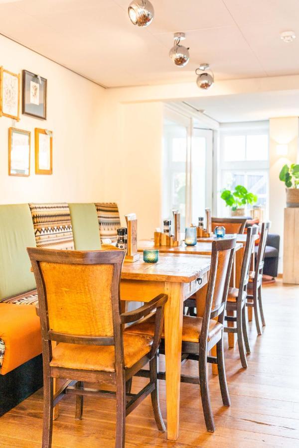 Bed & Brasserie Het Kosthuys Синт Маартенсдайк Екстериор снимка